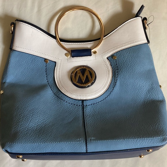 NWOT Blue and White Handbag with Removable Shoulder Strap - Picture 12 of 13